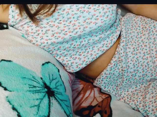 yzza-suave on BongaCams