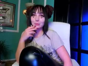 1munique on Chaturbate