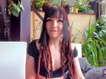 1munique on Chaturbate