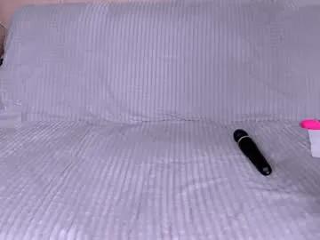 _b_a_n_s_h_e_e_ on Chaturbate 