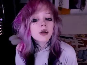 _lollyshy_ on Chaturbate