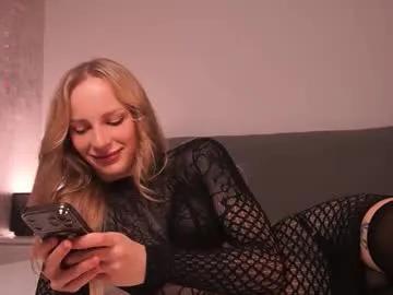 _your_fenka_ on Chaturbate