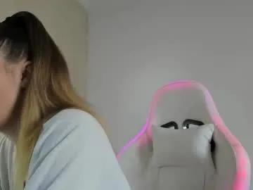 adventurina on Chaturbate