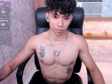 akazaboy on Chaturbate 