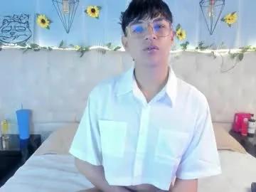 ale_aurarashi on Chaturbate