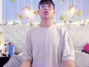 ale_aurarashi on Chaturbate