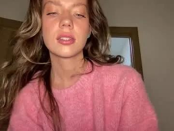 angel_from_sky — naked 10 minutes.... [2566 tokens remaining]