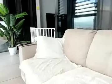 anna_royale — @Goal: Finger Pussy  [437 tokens left] #bigboobs #bigtits #milf #mature #blonde