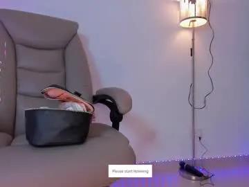 apoteosis_ on Chaturbate