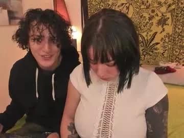 aria_and_orien on Chaturbate