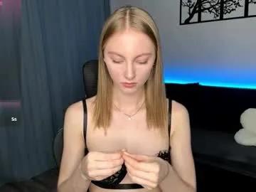 autumnroginson on Chaturbate