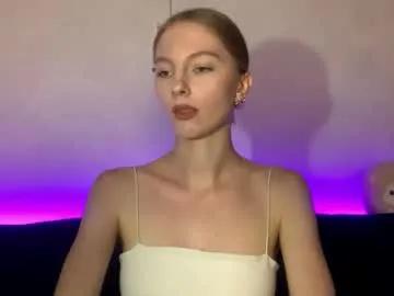 autumnroginson on Chaturbate