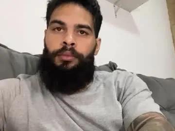 beardmax on Chaturbate