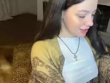 bellafae — goal: cum in mouthPlaying cards for blowjob/pussy licking!  [2516 tokens left] //  #new #brunette #18 #natural #deepthroat