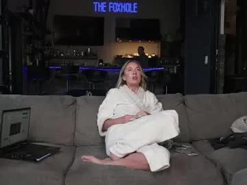 blondefoxsilverfox on Chaturbate