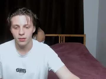 blossomandbee on Chaturbate