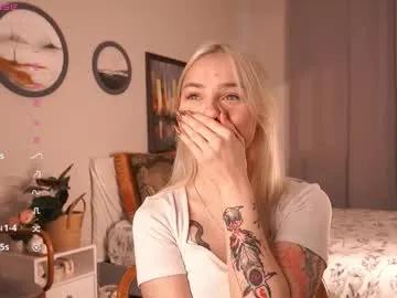 blue_bow — Goal: Delicious ass would like to be spanked [100 tokens left] #new #18 #teen #cute #young