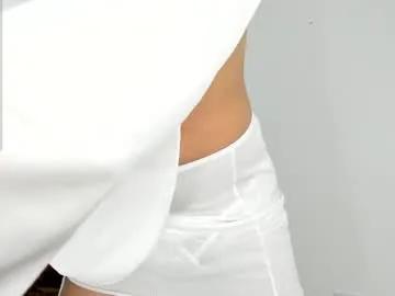 catalinaofficer on Chaturbate