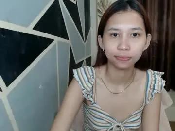 charming_lexi on Chaturbate
