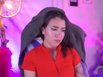 chloe_moons_ — GOAL: TAKE OFF SHORT [21 tokens remaining] Lovense Lush On   #new #lovense #bigass #anal #latina