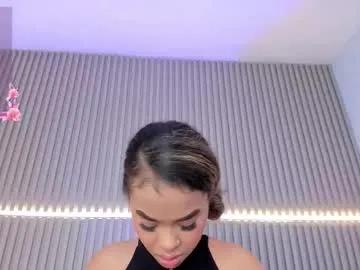 coralineross_ on Chaturbate