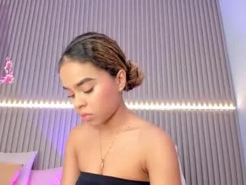 coralineross_ on Chaturbate