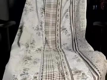 courtney_luv on Chaturbate