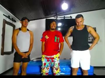 crismens — Take off a piece of clothing #goal #cumshow [0 tokens remaining]