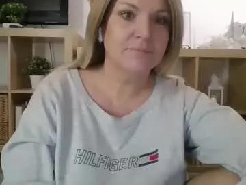 danahotmilf on Chaturbate 