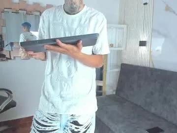 darwin_ggh on Chaturbate