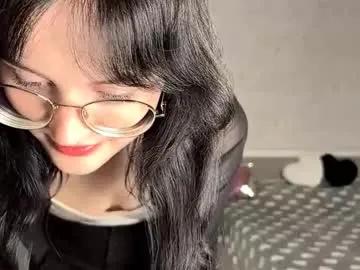 dodiebabikian on Chaturbate 