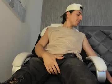 dylan_cross_ on Chaturbate
