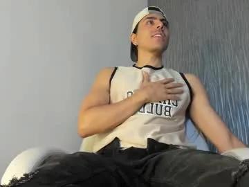 dylan_cross_ on Chaturbate