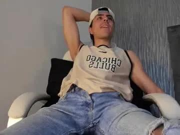 dylan_cross_ on Chaturbate