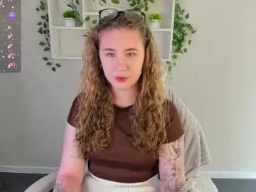 elsie_cutties on Chaturbate