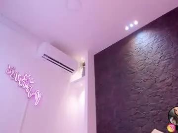 emilyallen_1 — GOAL: All naked + sensual dance [81 tokens remaining] Welcome to my room! #anal #blonde #squirt #cum  #feet