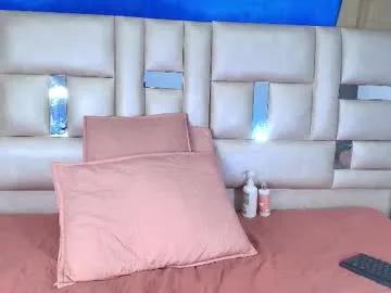 emma_curvy1 on Chaturbate 