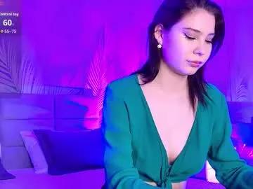 emma_plux on Chaturbate