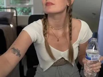 emma_ruby on Chaturbate