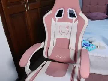 emmaa_rs — welcome to my room! - Multi Goal: Squirt in your face!!! [923 tokens left] #bigclit #squirt #bigpussylips #latina  #hairy