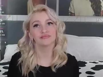 eva__summers on Chaturbate