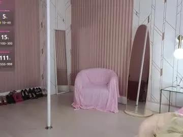 eva__summers on Chaturbate