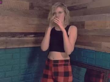 evilvillainess on Chaturbate