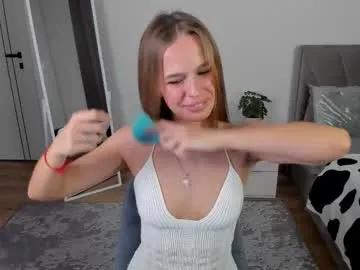 feel_our_vibe on Chaturbate 