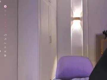 heejeeen on Chaturbate 