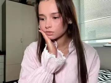hoaarisa — Goal: Stand up and start a little dance with tease < 3 I'm Sofia your Welcome! I'm new here!   #new #shy #skinny #teen #18 [150 tokens remaining]