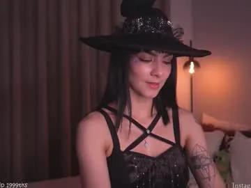 hollylinder_ on Chaturbate 