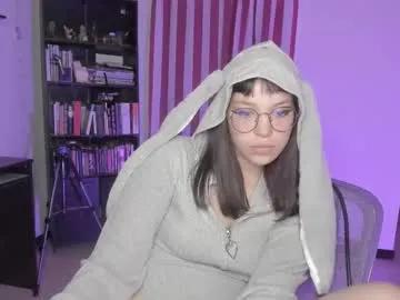 honey_hoe — Spoil me until I cum  :) #cute #glasses #smalltits #daddy #domi  [250 tokens left]