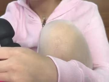 honey_sunshine — cum + huge rain squirt! tip99/169/222/500/1000 and I cum like ocean [4500 tokens left] #squirt #bigass #anal #braces #milk