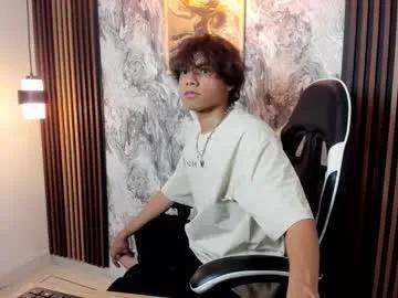 honeymoon_sariel on Chaturbate